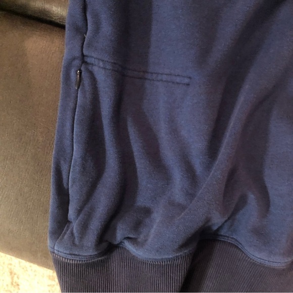 Women’s Blue Under Armour Hoodie Size Large - Picture 7 of 8